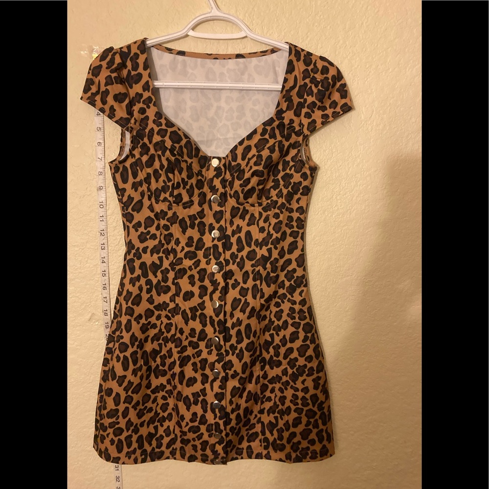Retro inspired leopard dress - Picture 5 of 8